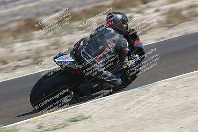 media/Nov-01-2025-TrackDaz (Sat) [[2b4d5192bc]]/A Group/12pm (Turn 2 (Outside)/